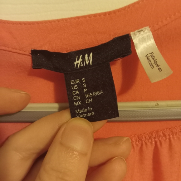 H&M top - Picture 2 of 3